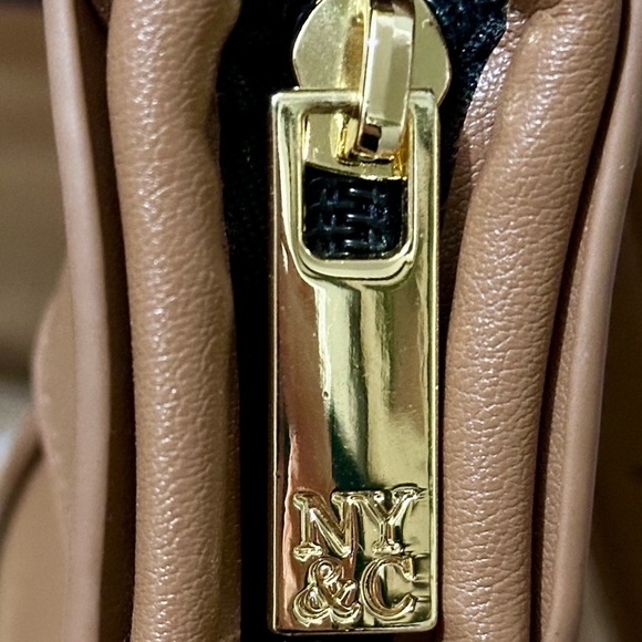 043 New York & Company | NWOT Brown Shoulder Bag (size OS) - Picture 6 of 10